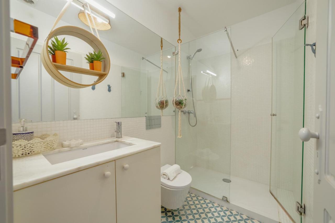Downtown Modern Studio With Terrace By Vacationy Porto Ngoại thất bức ảnh